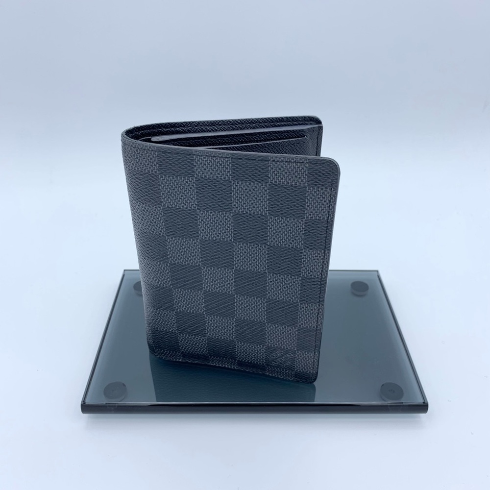 L O U I S V U I T T O N - DAMIER BIFOLD WALLET